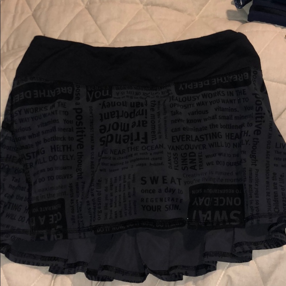 Lululemon tennis skirt size 4